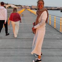 Notre maison est lumineuse,accueillante et chaleureuse. Proche du centre ville et à 20mn de la mer