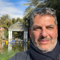 Rez de Jardin avec 2 jardins près des bords de Marne