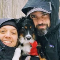 Maison en bois au Québec, nichée dans un environnement calme  et ressourçant en pleine nature.