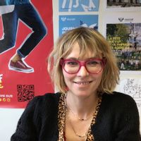 Maison colorée pour visiter Paris au calme