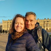 Entre le château, la forêt, et Paris, chez Félicie & Alexandre.