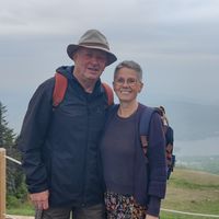 Havre de paix à l'écart d'un petit village avec une jolie vue sur les vallons alentours près de Lyon