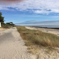 Maison de vacances chaleureuse avec jardin clos, à 200 m de la plage et proche centre 