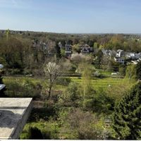 La maison de Jérôme et Virginie : En ville, mais au vert. Pour les fans de verdure !