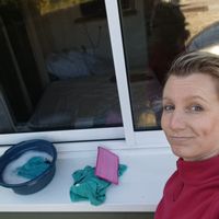 Logement très accueillant, plein centre dans un village vivant, accueillant et familial.
