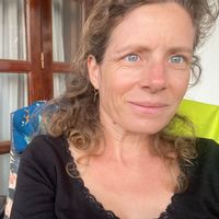 La maison de Chloé, entre Bolongs, forêts et océan