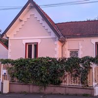 Maison lumineuse idéale pour découvrir Paris avec des enfants. Ou en amoureux!