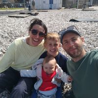 Maisonnette en pleine campagne à 50km de Bruxelles, tout près d'un bois, grand jardin familial.