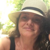 Rez de jardin T2 au calme dans résidence avec piscine