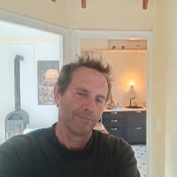 Appartement indépendant en bas de ma maison située à 250 mètres de la plage du Sillon et commerces