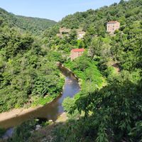 Maison au pied du Saint Joseph, à proximité des arbres fruitiers et de la Viarhôna à 1 heure de Lyon