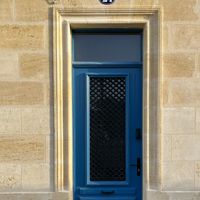 La maison aux volets bleus