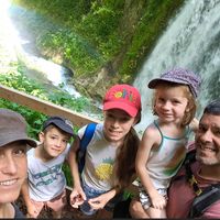 Maison familiale en pierre, rénovée, nichée à la campagne au cœur du Béarn