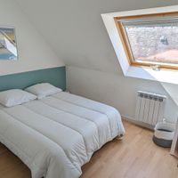 Appartement agréable avec terrasse au 1er étage d'une maison. Idéal pour rayonner et découvrir...