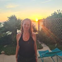 Belle longère normande à 13km de la mer avec terrain de pétanque,  un grand jardin et 2 cheminées