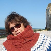 Une grande chambre avec entrée indépendante dans notre maison