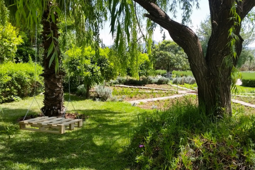 Activités insolites Marrakech jardin bio aromatique Ourika.png