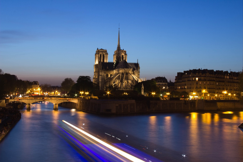 Bustronome visites nocturnes Paris