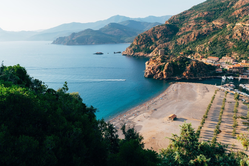 Partir en Corse pas cher profiter des plages